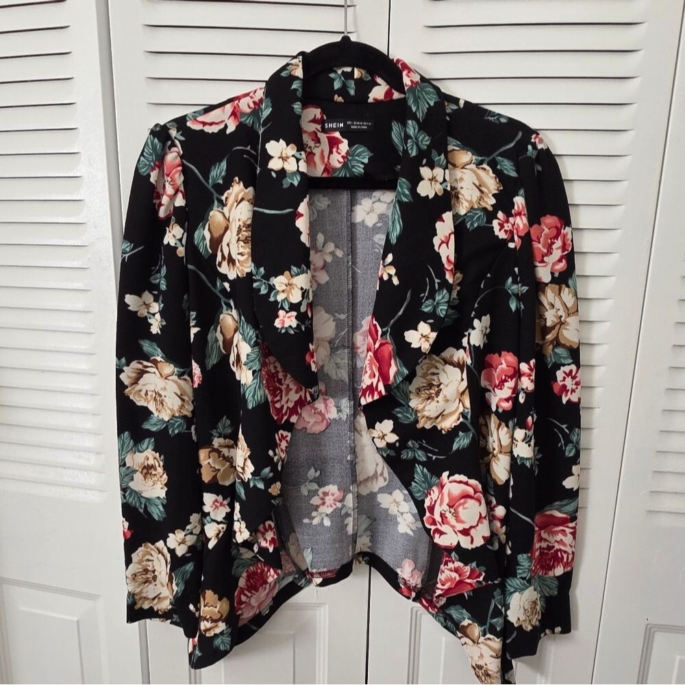 Black floral print open-front blazer